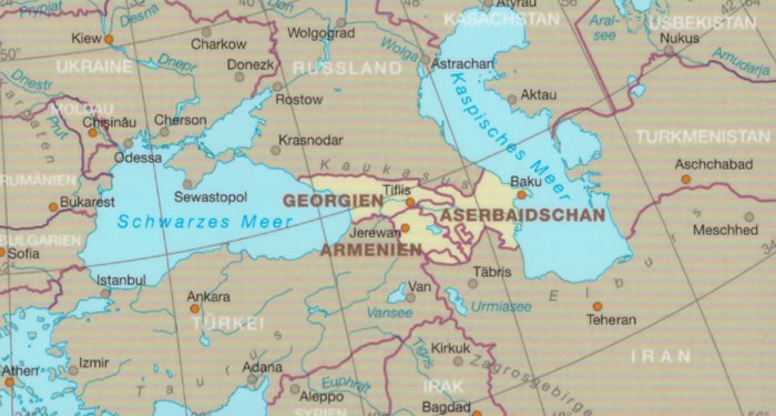 immagine di mappa stradale mappa stradale Caucaso / Caucasus / Kaukasus - con Armenia, Azerbaijan, Georgia - mappa stradale, impermeabile e antistrappo - nuova edizione