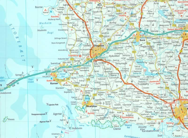 immagine di mappa stradale mappa stradale Danimarca / Denmark - con Copenaghen, Århus, Aalborg, Esbjerg, Odense - mappa impermeabile e anti-strappo - EDIZIONE Dicembre 2024