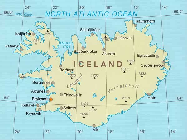 immagine di mappa stradale mappa stradale Islanda - con riserve naturali, grotte e geyser, luoghi per la pesca, stazioni sciistiche, piscine, rifugi, campeggi - mappa impermeabile e antistrappo - EDIZIONE Dicembre 2023