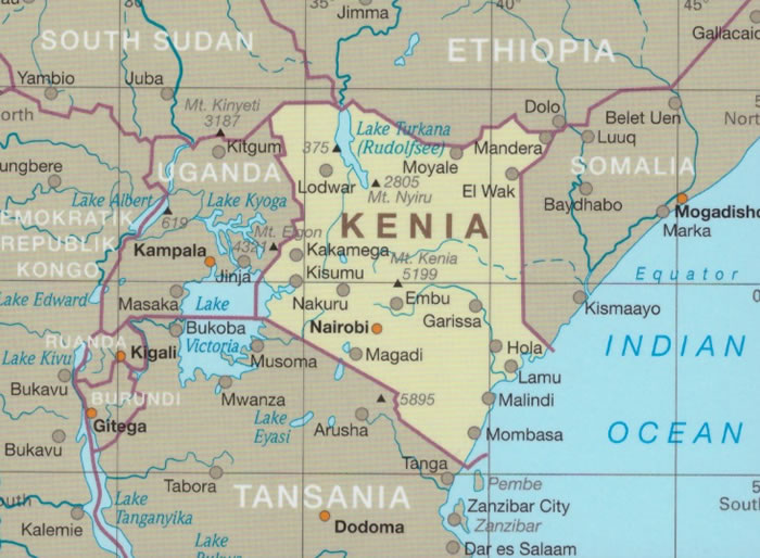 immagine di mappa stradale mappa stradale Kenya / Kenia - con Nyeri, Mombasa, Embu, Nairobi, Garissa, Kisumu, Nakuru, Kakamega - mappa stradale impermeabile e antistrappo - con parchi e riserve naturali, spiagge e luoghi panoramici - nuova edizione