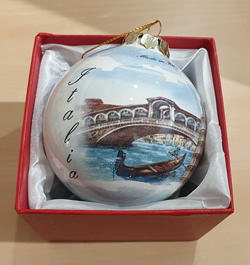 idea regalo Palla di Natale in vetro Italia fronte/retro con Venezia, Pisa, Firenze, Milano, Roma diametro 8 cm scatola regalo made Italy